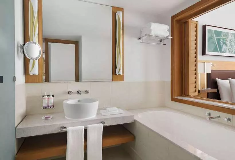 Fotos del hotel Mövenpick  Jumeirah Beach:  9