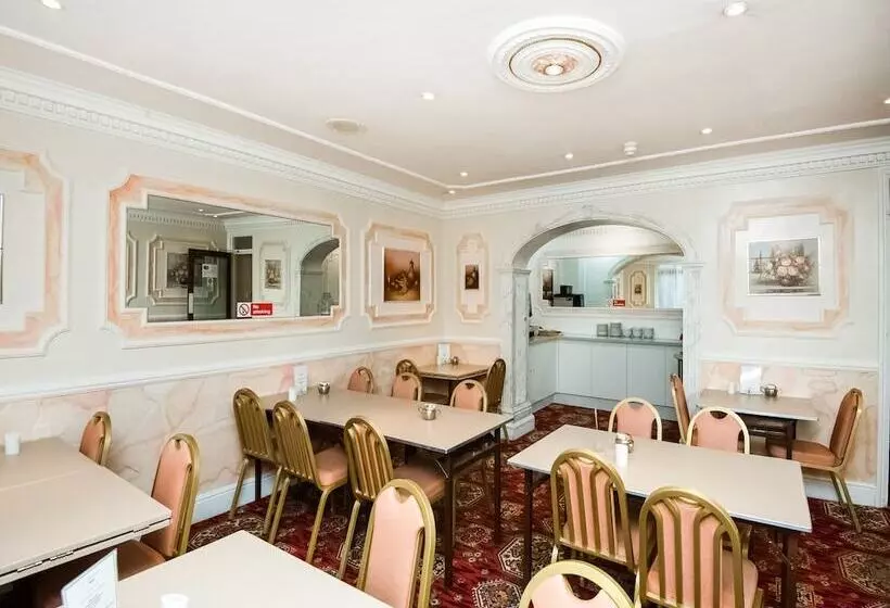 Fotos del hotel St George S:  16