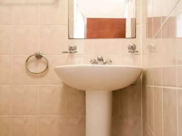 Fotos del hotel St George S:  23