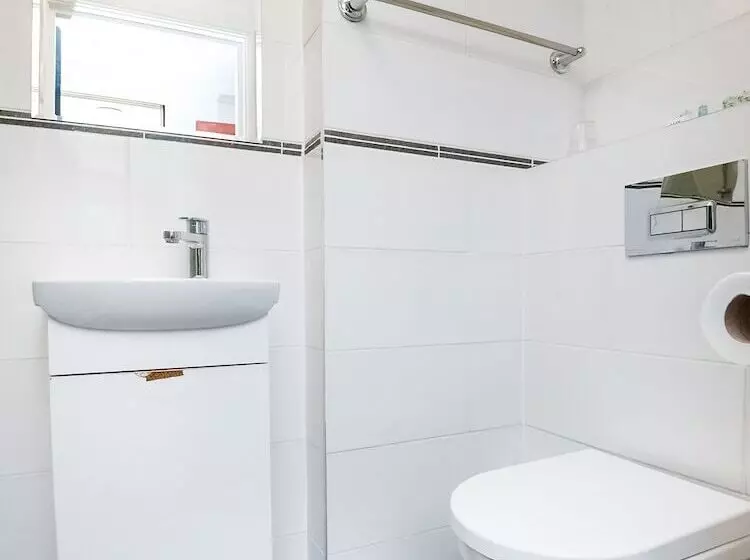 Fotos del hotel St George S:  24