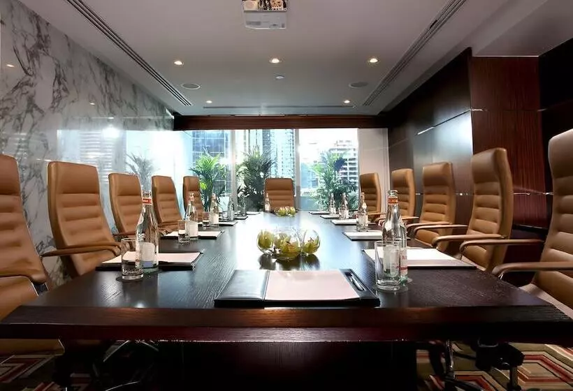 Fotos del hotel Bonnington Jumeirah Lakes Towers:  4