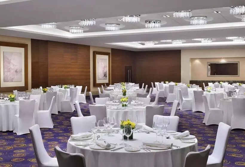 Fotos del hotel Mövenpick  Jumeirah Beach:  77