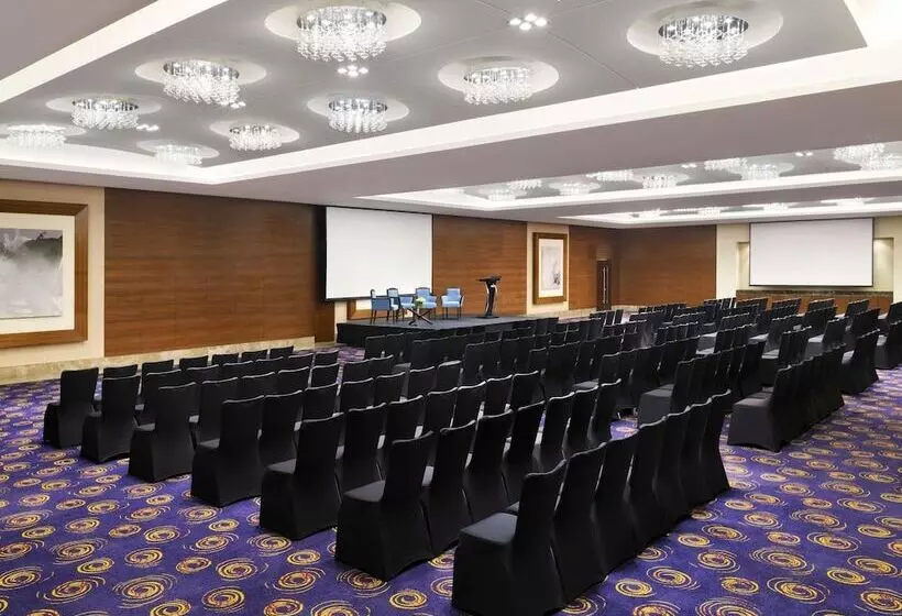Fotos del hotel Mövenpick  Jumeirah Beach:  81
