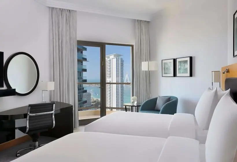 Fotos del hotel Mövenpick  Jumeirah Beach:  45