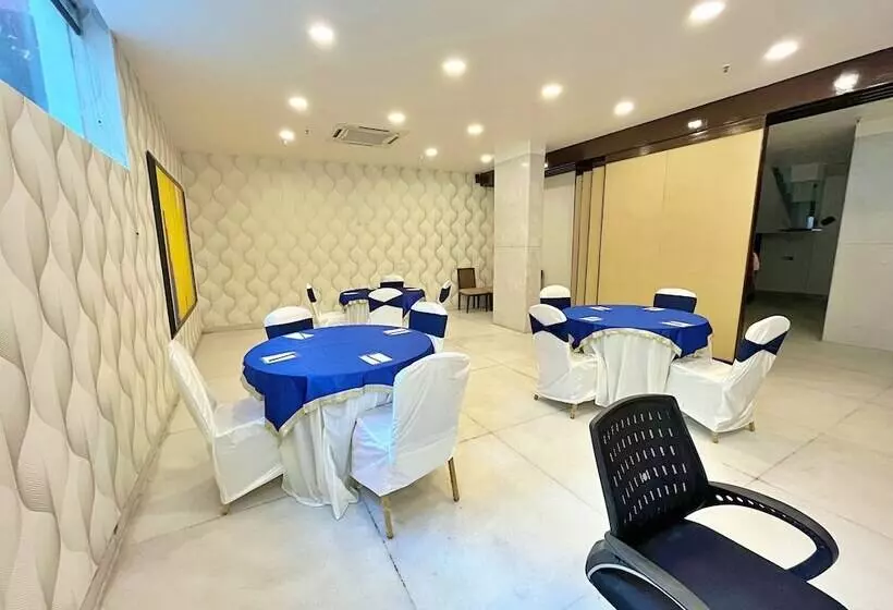 Fotos del hotel Treebo Tryst Amber:  14