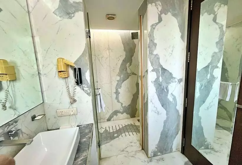 Fotos del hotel Treebo Tryst Amber:  24