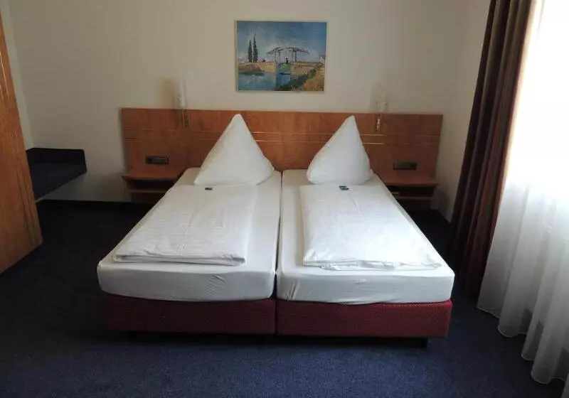 Fotos del hotel Airport Business Köln:  15