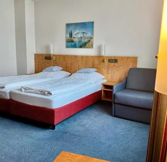 Fotos del hotel Airport Business Köln:  9