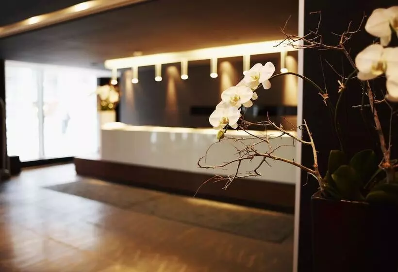 Fotos del hotel Le Germain Hotel Maple Leaf Square:  9