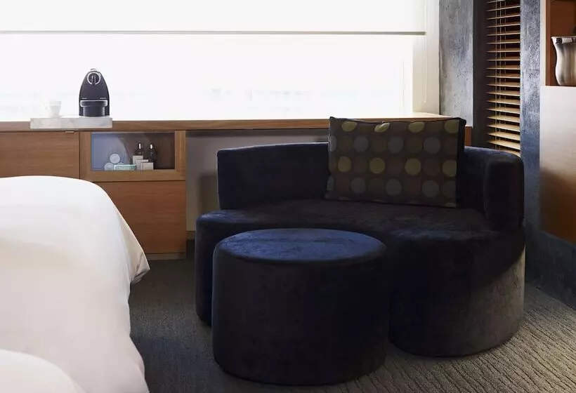 Fotos del hotel Le Germain Hotel Maple Leaf Square:  14