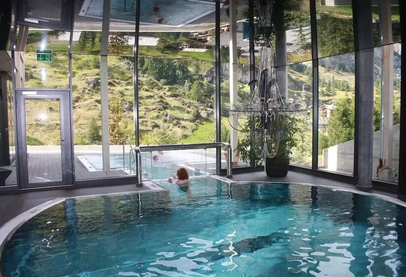 Fotos del hotel Matterhorn Focus Design:  2