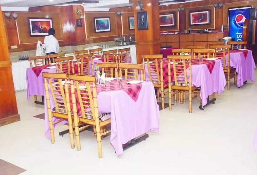 Fotos del hotel Arya Palace:  4