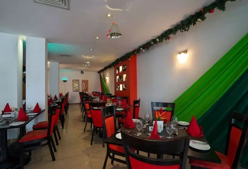 Fotos del hotel Fiesta Royale:  18