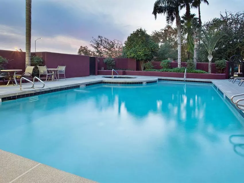 Fotos del hotel Ramada By Wyndham Phoenix Midtown:  3