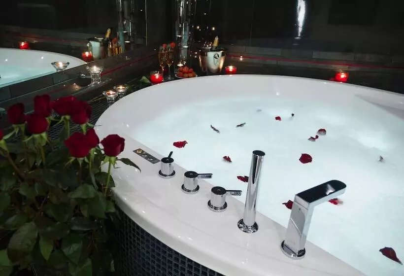 Fotos del hotel Komorowski Luxury Guest Rooms:  8