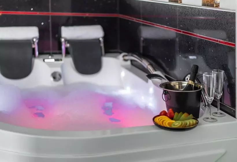 Fotos del hotel Komorowski Luxury Guest Rooms:  14