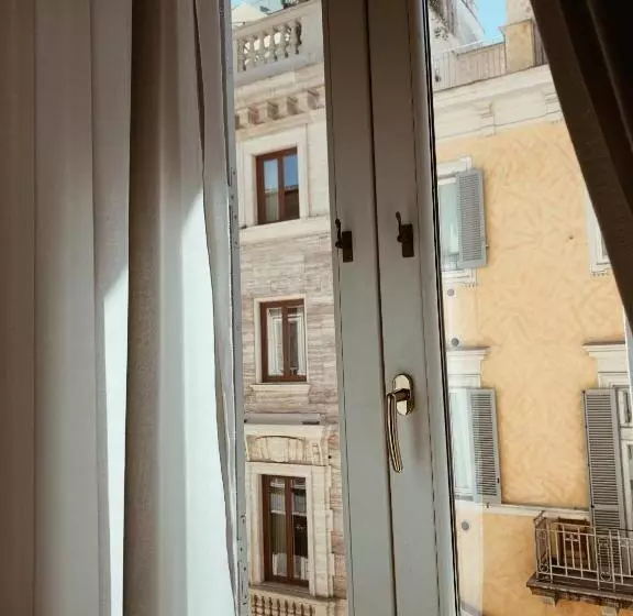 Fotos del hotel La Papessa:  11