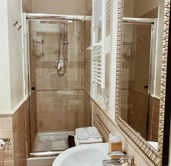 Fotos del hotel La Papessa:  16