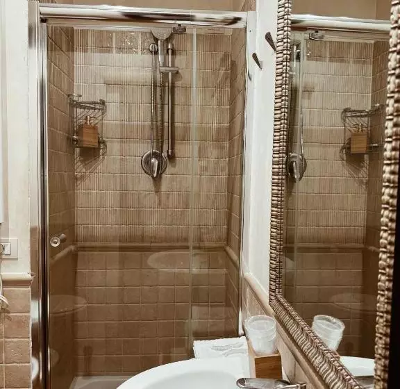 Fotos del hotel La Papessa:  13