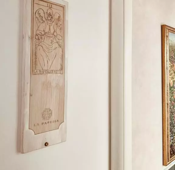 Fotos del hotel La Papessa:  10