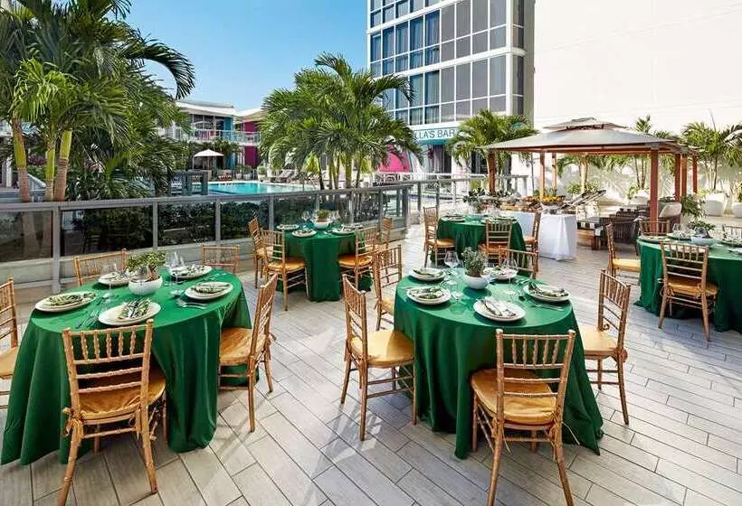 Fotos del hotel The Gabriel Miami Downtown, Curio Collection By Hilton:  9