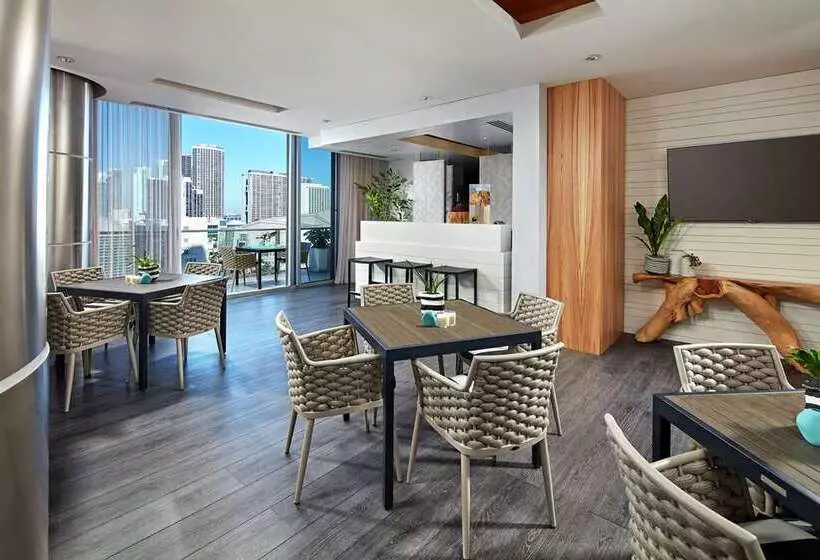 Fotos del hotel The Gabriel Miami Downtown, Curio Collection By Hilton:  18