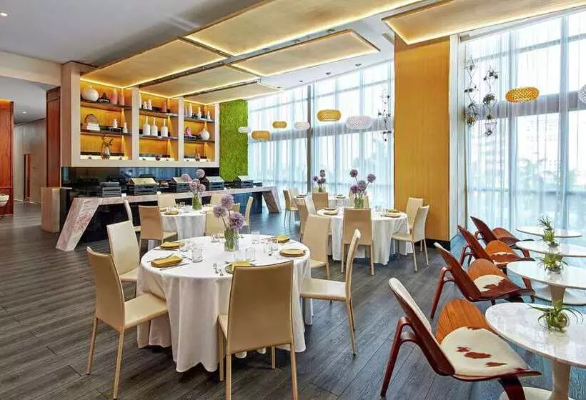 Fotos del hotel The Gabriel Miami Downtown, Curio Collection By Hilton:  6