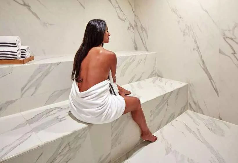 Fotos del hotel The Gabriel Miami Downtown, Curio Collection By Hilton:  14