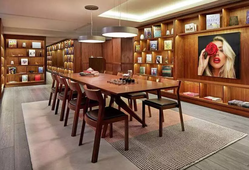 Fotos del hotel The Gabriel Miami Downtown, Curio Collection By Hilton:  17