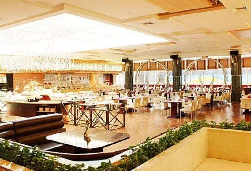 Fotos del hotel Golden Eagle Summit:  16