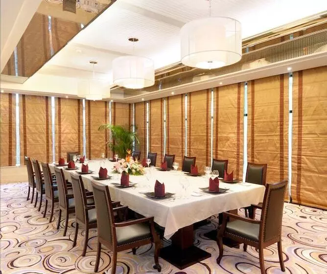 Fotos del hotel Golden Eagle Summit:  19