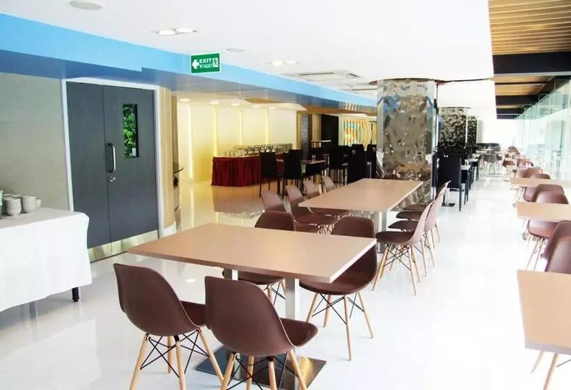 Fotos del hotel Grand Tower Inn Sathorn:  10