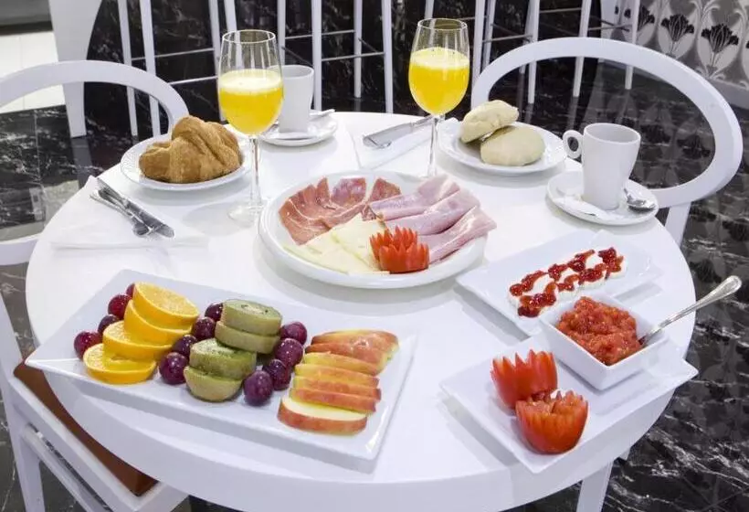 Fotos del hotel La Boutique Puerta Osario:  6