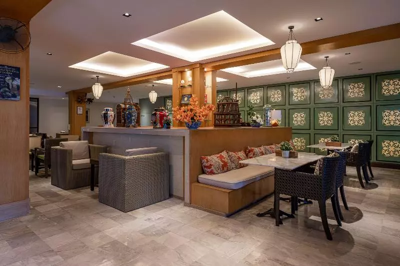 Fotos del hotel Sawaddi Patong Resort & Spa by Tolani:  13