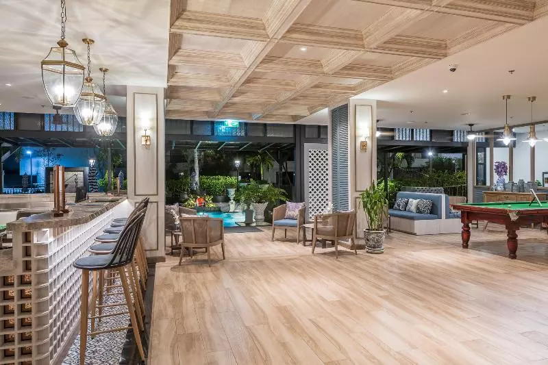 Fotos del hotel Sawaddi Patong Resort & Spa by Tolani:  18