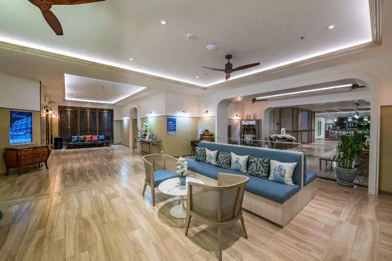 Sawaddi Patong Resort & Spa by Tolani