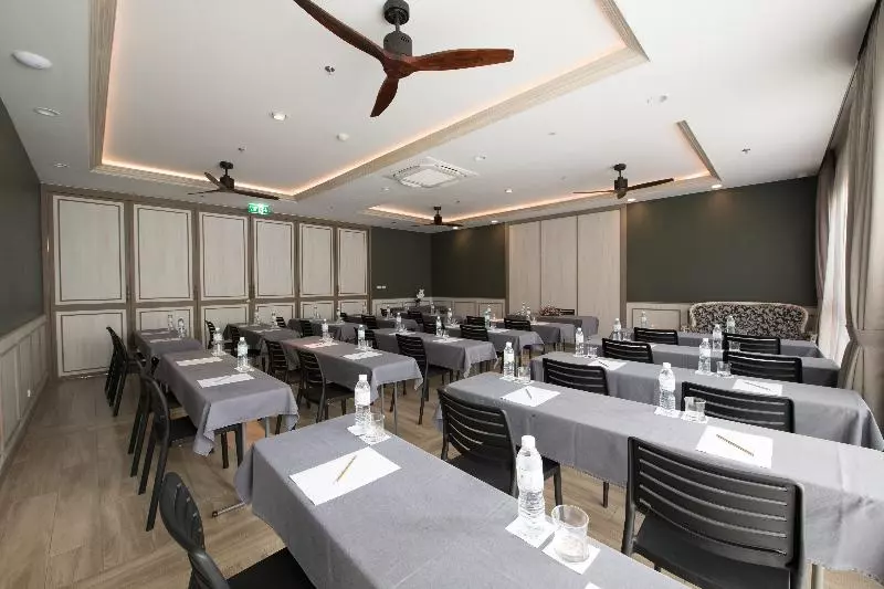 Fotos del hotel Sawaddi Patong Resort & Spa by Tolani:  21