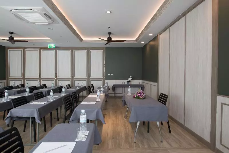 Fotos del hotel Sawaddi Patong Resort & Spa by Tolani:  23