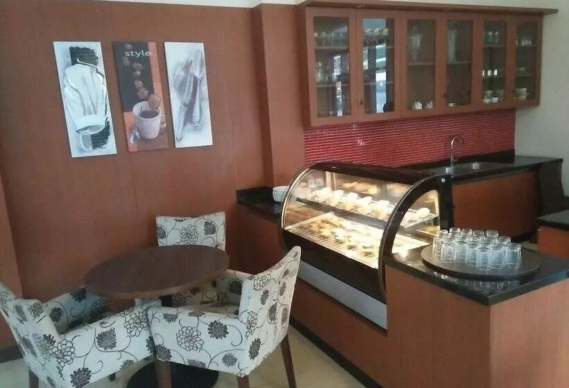 Fotos del hotel Ahadiat  & Bungalow:  5