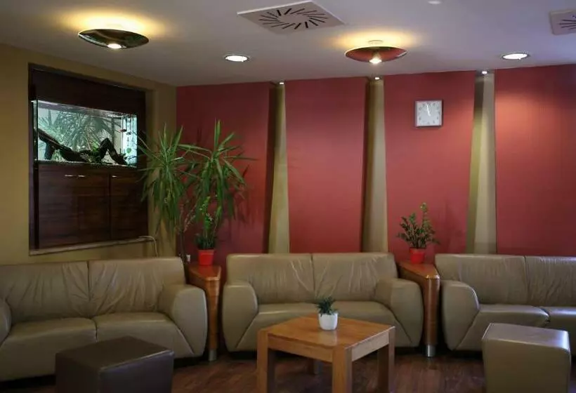 Fotos del hotel Famulus:  3