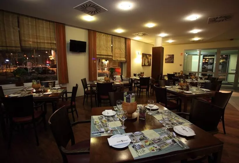 Fotos del hotel Famulus:  5