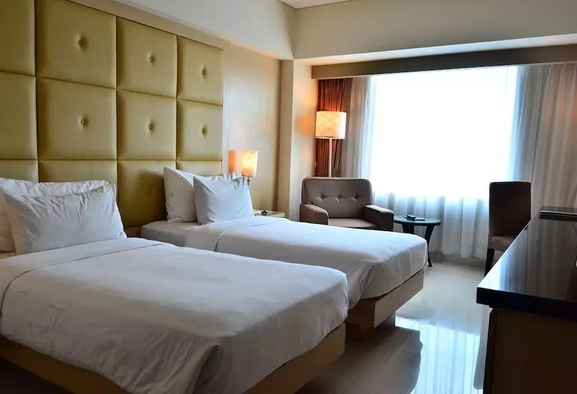 Fotos del hotel Santika Makassar:  11