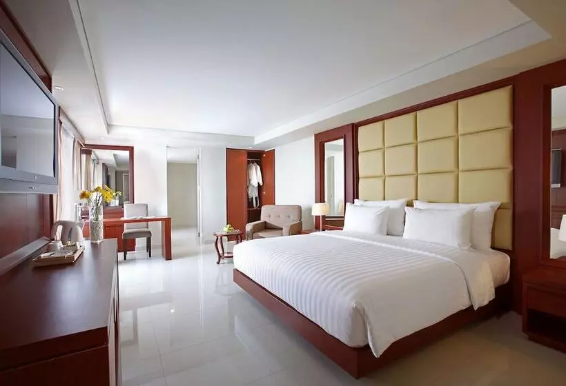 Fotos del hotel Santika Makassar:  24