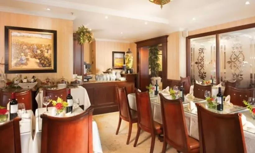 Fotos del hotel Toscana Inn:  5