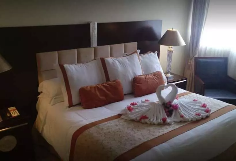 Fotos del hotel Toscana Inn:  22