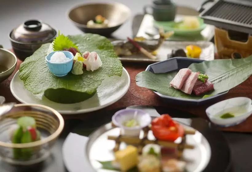 Fotos del hotel Honjin Hiranoya Kachoan:  15