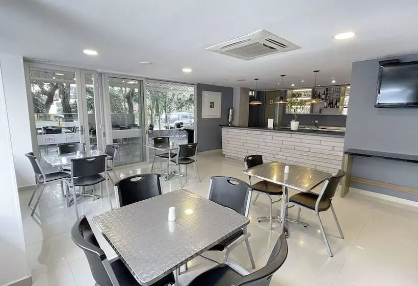 Fotos del hotel Ms Chipichape Plus:  13