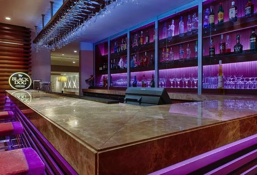 Fotos del hotel Ramada Plaza By Wyndham Pune Hinjewadi:  16