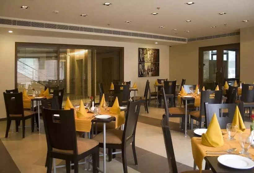 Fotos del hotel Shervani Nehru Place:  12