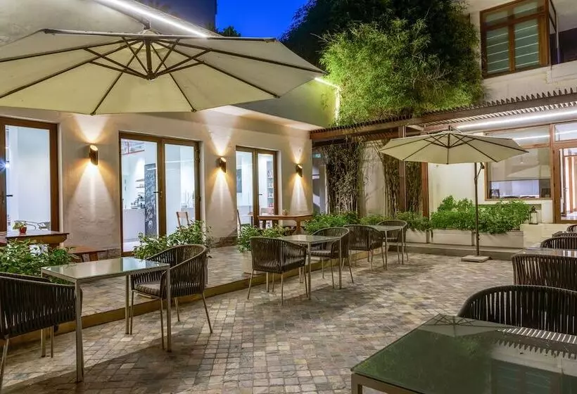 Fotos del hotel The Manor  A Boutique:  7